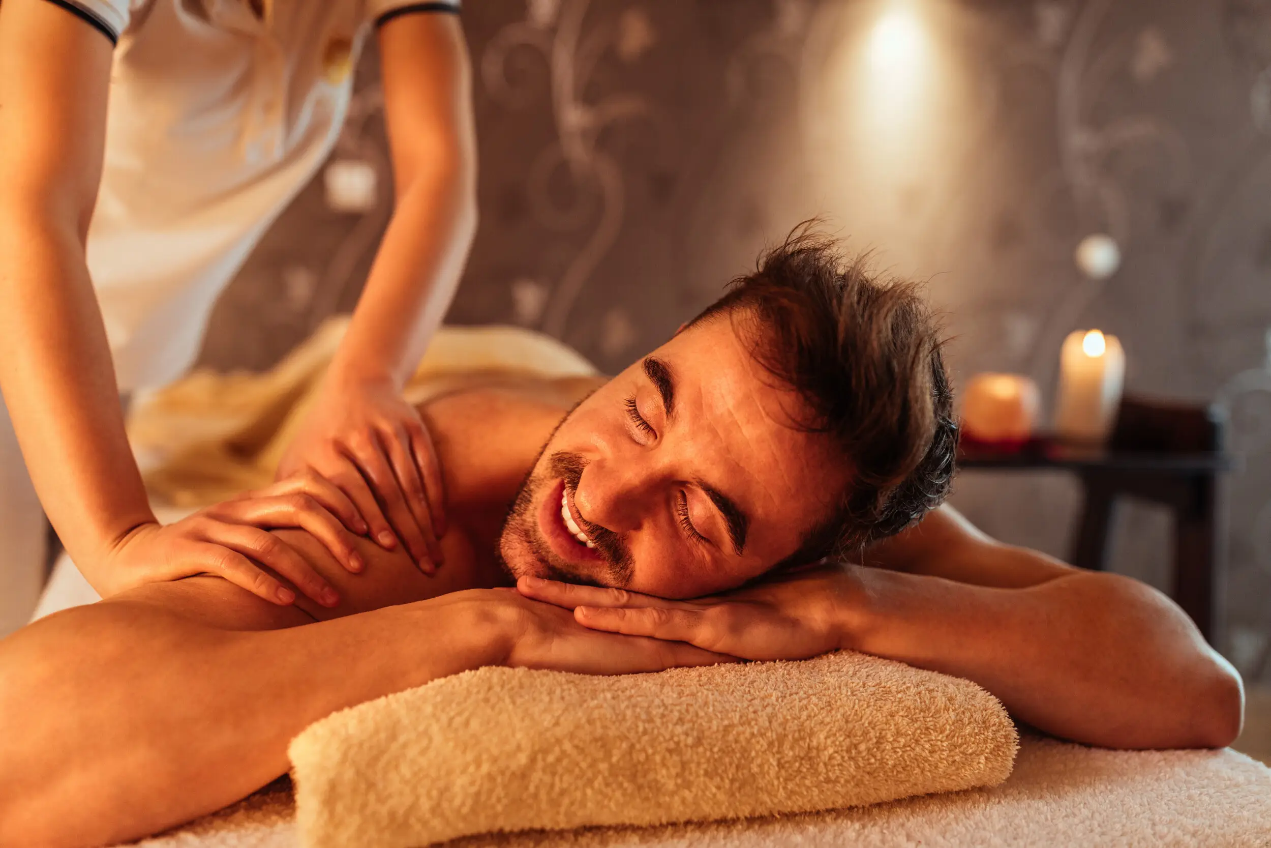 60 دقیقه ماساژ تلفیقی (عمیق)